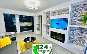 Timisoara Central Apartment New Parking !!